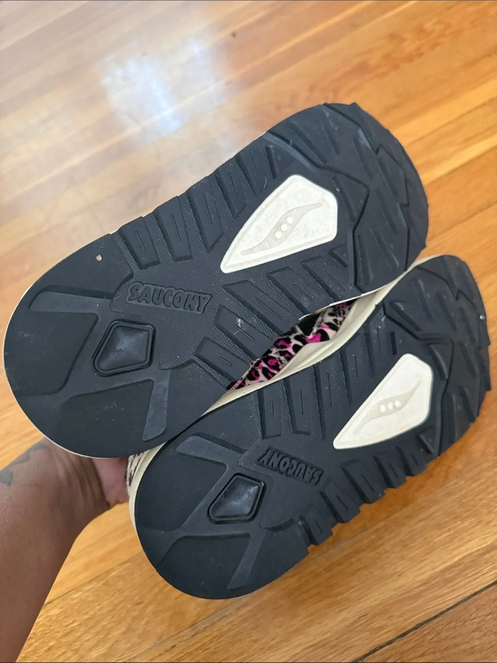 Saucony comfortable kids